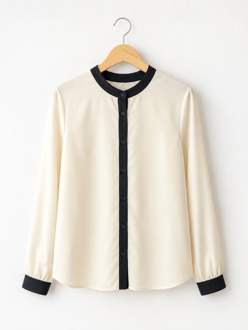 Talbots Women’s Size 14 Ivory & Black Contrast Button-Front Blouse